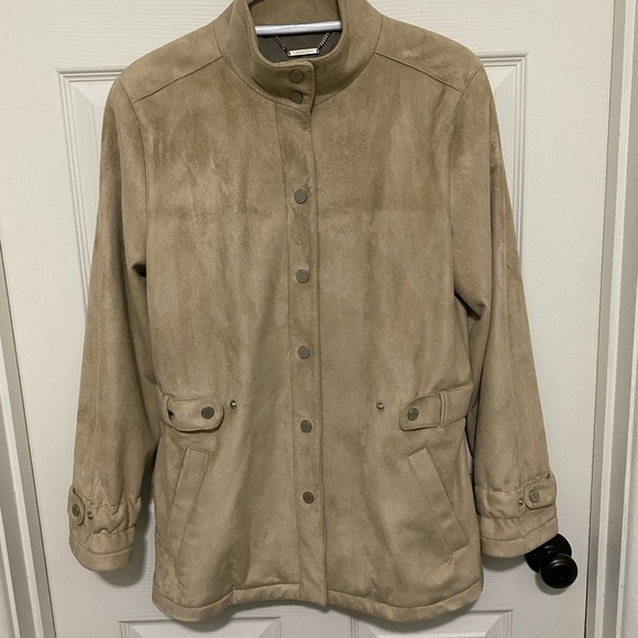 Calvin Klein Jackets & Blazers - Calvin Klein Beige Faux Suede Utility Jacket Size Medium Like New Condition